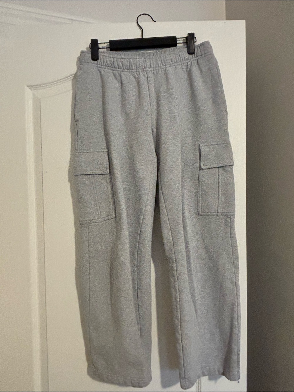 Aritzia Cozy Sweatfleece Mega Cargo Sweatpants